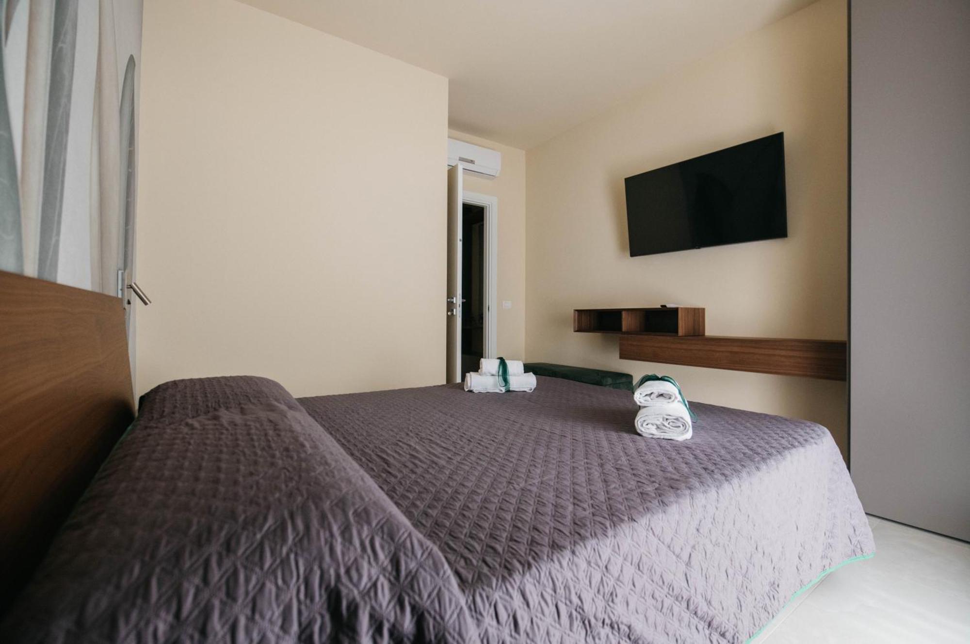 Minerva Luxury Apartment & Tulipan Apartment By Taormina Holidays Luaran gambar