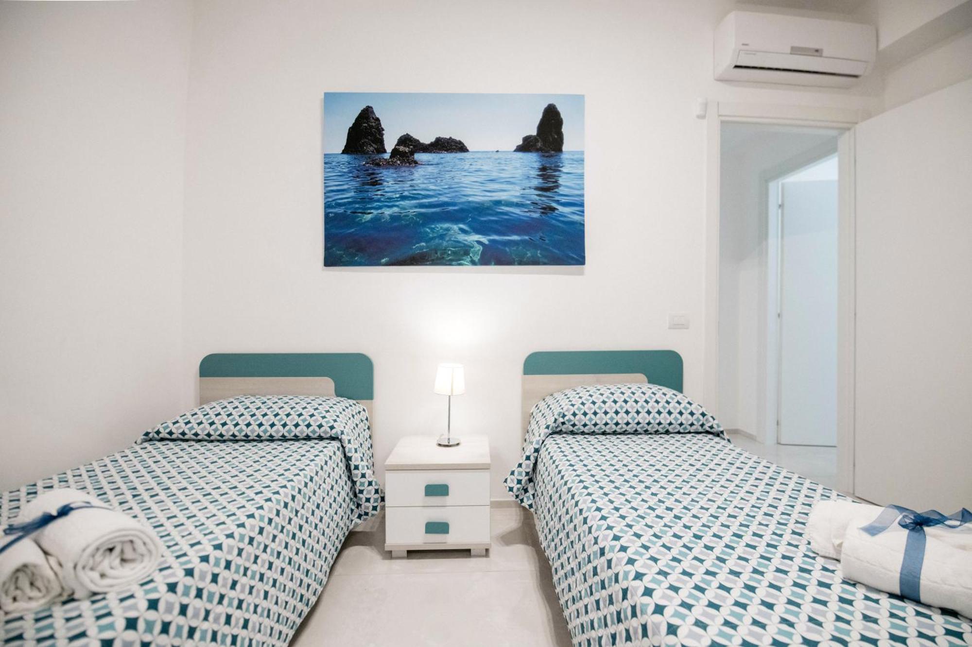 Minerva Luxury Apartment & Tulipan Apartment By Taormina Holidays Luaran gambar