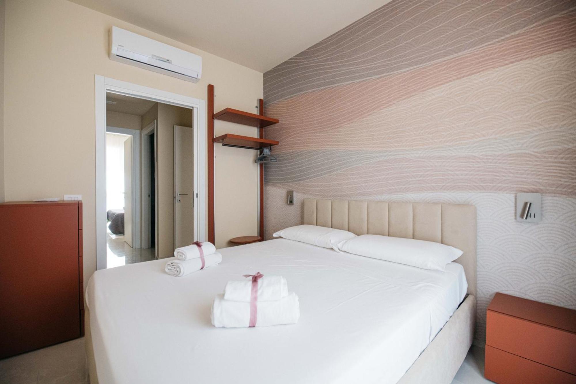 Minerva Luxury Apartment & Tulipan Apartment By Taormina Holidays Luaran gambar